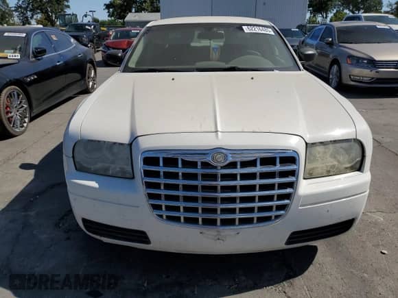 2006 Chrysler 300 with VIN 2C3KA43R46H432459, listed as a Copart auction lot 62216485 with Not provided miles and Clean title. Bid and sale history available at DreamBid. Image 5.