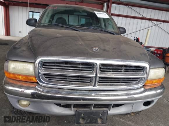 2002 Dodge Dakota SLT with VIN 1B7HG48N62S546265, listed as a IAAI auction lot 43315504 with 169,858 mi miles and . Bid and sale history available at DreamBid. Image 6.
