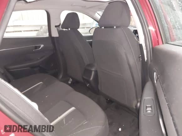 2023 Hyundai Sonata SEL z VIN KMHL64JA9PA331721, wystawiony jako IAAI lot #43027775 z przebiegiem 20 136 mil mil oraz . Historia ofert i sprzedaży dostępna na DreamBid. Obrazek 8.