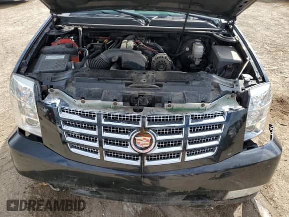 2008 Cadillac Escalade with VIN 1GYFK63858R271985, listed as a Copart auction lot 82132985 with 129,587 mi miles and Salvage title. Bid and sale history available at DreamBid. Image 11.