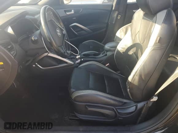 2016 Hyundai Veloster Turbo с VIN KMHTC6AE1GU294198, выставлен на аукционе Copart как лот 71057345 с пробегом 82 154 миль миль и Списание • Salvage title. История ставок и продаж доступна на DreamBid. Изображение 7.