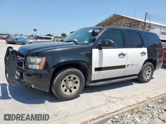 2013 Chevrolet Tahoe Commercial with VIN 1GNLC2E09DR313534, listed as a Copart auction lot 68305925 with 159,440 mi miles and Salvage title. Bid and sale history available at DreamBid. Image 1.