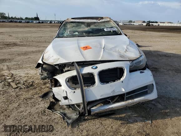 2013 BMW 5 Series 535i с VIN WBAFR7C52DC825071, выставлен на аукционе Copart как лот 82106575 с пробегом Не указан миль и Списание • Salvage title. История ставок и продаж доступна на DreamBid. Изображение 5.