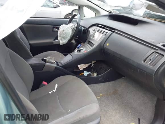 2013 Toyota Prius One with VIN JTDKN3DU2D1623693, listed as a IAAI auction lot 42680303 with 146,175 mi miles and . Bid and sale history available at DreamBid. Image 5.