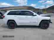 2021 Jeep Grand Cherokee Laredo E z VIN 1C4RJFAG6MC678713, wystawiony jako IAAI lot #42015949 z przebiegiem 54 224 mil mil oraz . Historia ofert i sprzedaży dostępna na DreamBid. Obrazek 14.