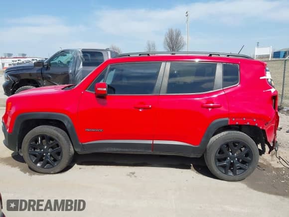 2017 Jeep Renegade Altitude z VIN ZACCJBBB2HPE76759, wystawiony jako IAAI lot #41773402 z przebiegiem 134 468 mil mil oraz . Historia ofert i sprzedaży dostępna na DreamBid. Obrazek 15.