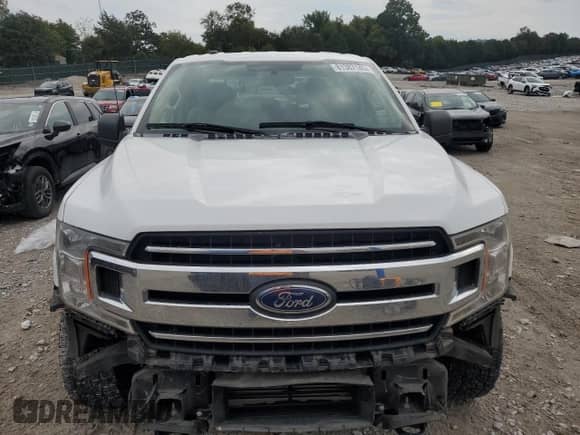 2018 Ford F-150 XL z VIN 1FTEX1EP2JKC99915, wystawiony jako Copart lot #81387145 z przebiegiem 72 353 mil mil oraz Czysty tytuł • Clean title. Historia ofert i sprzedaży dostępna na DreamBid. Obrazek 5.