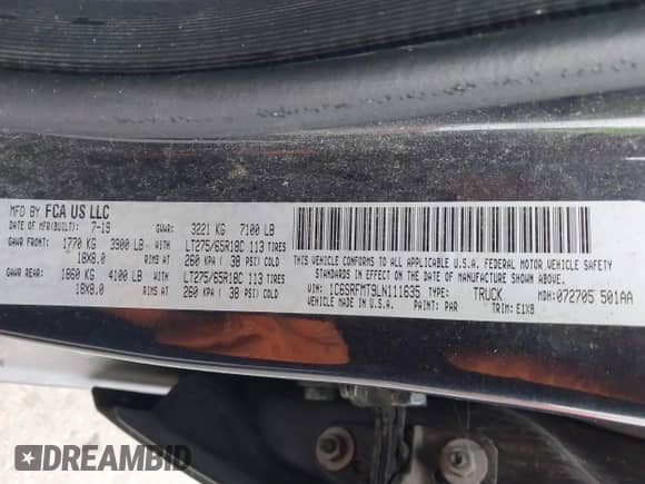 2020 Ram 1500 Big Horn z VIN 1C6SRFMT9LN111635, wystawiony jako IAAI lot #41123304 z przebiegiem 44 804 mil mil oraz . Historia ofert i sprzedaży dostępna na DreamBid. Obrazek 9.