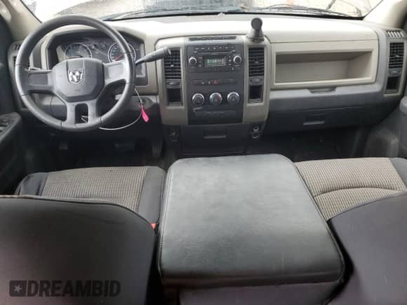 2010 Dodge 1500 ST с VIN 1D7RB1GP8AS238359, выставлен на аукционе Copart как лот 56212195 с пробегом 210 558 миль миль и Списание • Salvage title. История ставок и продаж доступна на DreamBid. Изображение 8.