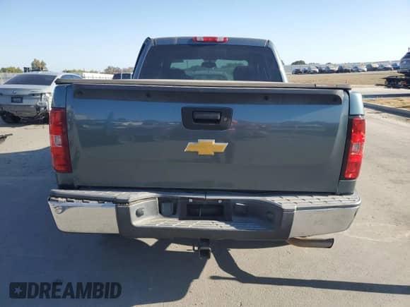 2012 Chevrolet Silverado 1500 LS z VIN 3GCPCREA1CG243151, wystawiony jako Copart lot #68725955 z przebiegiem 130 853 mil mil oraz Szkoda całkowita • Salvage title. Historia ofert i sprzedaży dostępna na DreamBid. Obrazek 6.