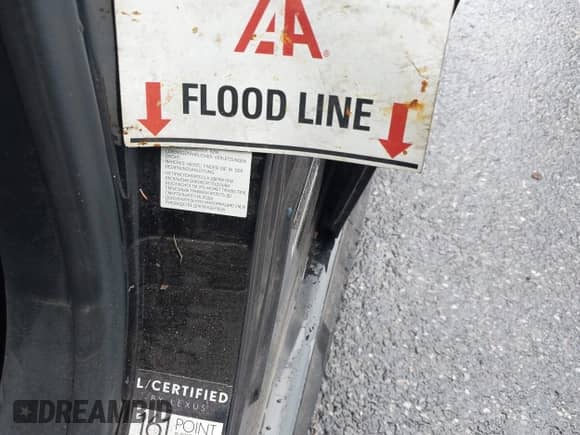 2014 Lexus IS 250 z VIN JTHCF1D26E5011784, wystawiony jako IAAI lot #42760783 z przebiegiem 138 199 mil mil oraz . Historia ofert i sprzedaży dostępna na DreamBid. Obrazek 6.