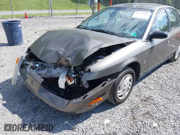 2001 Saturn SL with VIN 1G8ZF52851Z238231, listed as a IAAI auction lot 42454503 with 144,748 mi miles and . Bid and sale history available at DreamBid. Image 12.