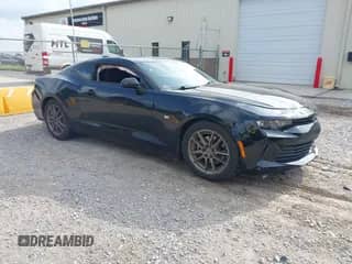 2017 Chevrolet Camaro 1LT с VIN 1G1FB1RX9H0117624, выставлен на аукционе IAAI как лот 42171396 с пробегом 121 871 миль миль и . История ставок и продаж доступна на DreamBid. Изображение 1.