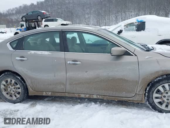 2015 Nissan Altima S с VIN 1N4AL3AP7FN890135, выставлен на аукционе IAAI как лот 41284022 с пробегом 272 865 миль миль и . История ставок и продаж доступна на DreamBid. Изображение 13.