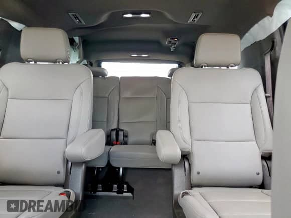 2024 Chevrolet Suburban Z71 с VIN 1GNSKDKD1RR167056, выставлен на аукционе Copart как лот 71081435 с пробегом 26 410 миль миль и Списание • Salvage title. История ставок и продаж доступна на DreamBid. Изображение 10.