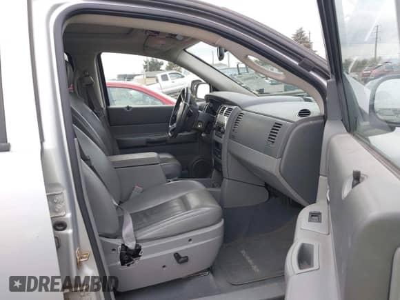 2005 Dodge Durango Limited with VIN 1D4HB58D25F574012, listed as a IAAI auction lot 43089081 with 168,532 mi miles and . Bid and sale history available at DreamBid. Image 5.