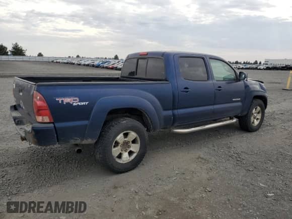 2006 Toyota Tacoma с VIN 5TEMU52N76Z305435, выставлен на аукционе Copart как лот 70887165 с пробегом 247 006 миль миль и Списание • Salvage title. История ставок и продаж доступна на DreamBid. Изображение 3.