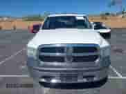 2014 Ram 1500 Express z VIN 1C6RR7FT9ES346624, wystawiony jako IAAI lot #43388714 z przebiegiem 232 412 mil mil oraz . Historia ofert i sprzedaży dostępna na DreamBid. Obrazek 12.