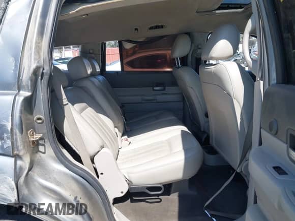 2005 Dodge Durango Limited with VIN 1D4HB58D45F544543, listed as a IAAI auction lot 42700816 with 213,857 mi miles and . Bid and sale history available at DreamBid. Image 8.