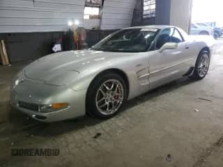 2003 Chevrolet Corvette Z06 z VIN 1G1YY12S035112586, wystawiony jako Copart lot #51716375 z przebiegiem Nie podano mil oraz Szkoda całkowita • Salvage title. Historia ofert i sprzedaży dostępna na DreamBid. Obrazek 1.