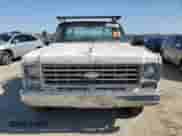 1975 Chevrolet Silverado 1500 z VIN CCY245Z113678, wystawiony jako Copart lot #63928605 z przebiegiem 75 375 mil mil oraz Czysty tytuł • Clean title. Historia ofert i sprzedaży dostępna na DreamBid. Obrazek 5.