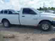 2018 Ram 1500 Tradesman с VIN 3C6JR6DG8JG141438, выставлен на аукционе IAAI как лот 42314130 с пробегом 124 618 миль миль и . История ставок и продаж доступна на DreamBid. Изображение 13.