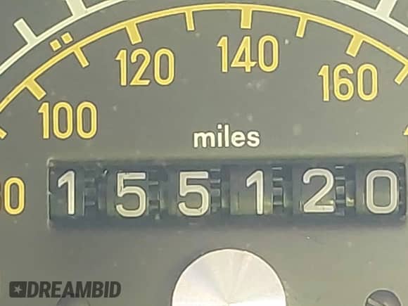 1985 Mercedes-Benz 380 with VIN WDBBA45C1FA027449, listed as a IAAI auction lot 41290520 with 155,120 mi miles and . Bid and sale history available at DreamBid. Image 7.