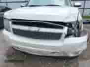 2011 Chevrolet Suburban LTZ с VIN 1GNSCKE0XBR355591, выставлен на аукционе IAAI как лот 42414983 с пробегом 143 501 миль миль и . История ставок и продаж доступна на DreamBid. Изображение 18.