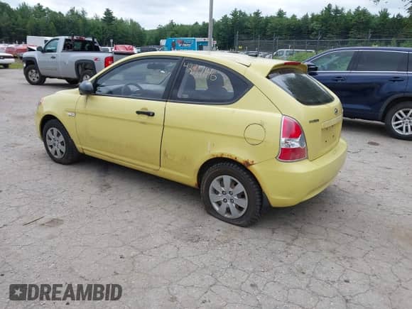 2009 Hyundai Accent Auto GS с VIN KMHCM36C09U138711, выставлен на аукционе IAAI как лот 42717146 с пробегом 220 396 миль миль и . История ставок и продаж доступна на DreamBid. Изображение 3.