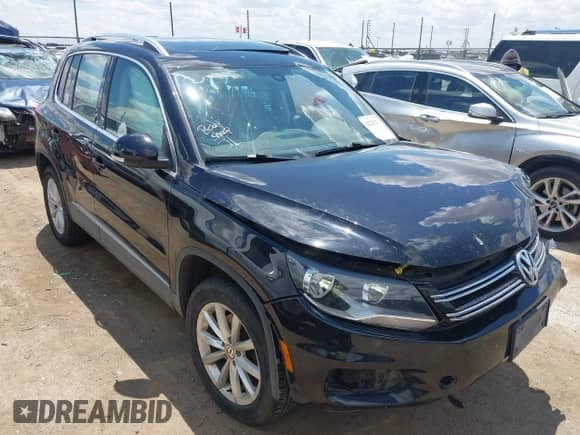 2017 Volkswagen Tiguan Wolfsburg Edition с VIN WVGSV7AX1HW503670, выставлен на аукционе IAAI как лот 42235251 с пробегом 88 477 миль миль и . История ставок и продаж доступна на DreamBid. Изображение 1.