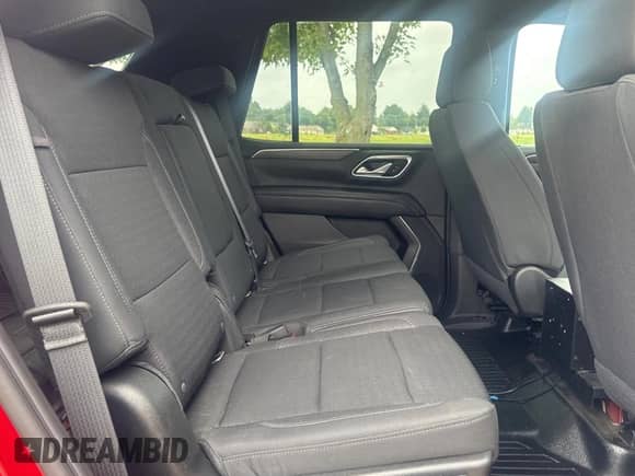 2021 Chevrolet Tahoe Commercial with VIN 1GNSKLED8MR269453, listed as a Copart auction lot 72041205 with 32,619 mi miles and Clean title. Bid and sale history available at DreamBid. Image 6.