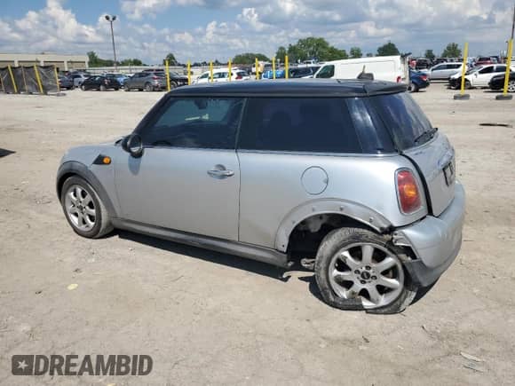2007 MINI Hardtop with VIN WMWMF33597TT56851, listed as a Copart auction lot 68785325 with 140,683 mi miles and Salvage title. Bid and sale history available at DreamBid. Image 2.