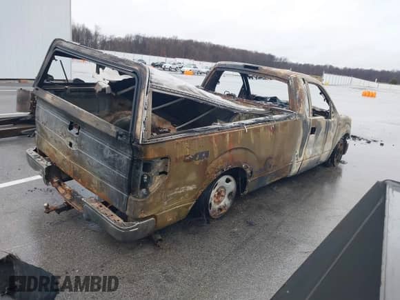 2009 Ford F-150 XL с VIN 1FTRF14W39KB90873, выставлен на аукционе IAAI как лот 41095384 с пробегом Не указан миль и . История ставок и продаж доступна на DreamBid. Изображение 4.