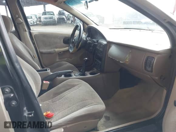 2001 Saturn SL with VIN 1G8ZJ54771Z315992, listed as a IAAI auction lot 41571554 with 262,240 mi miles and . Bid and sale history available at DreamBid. Image 5.
