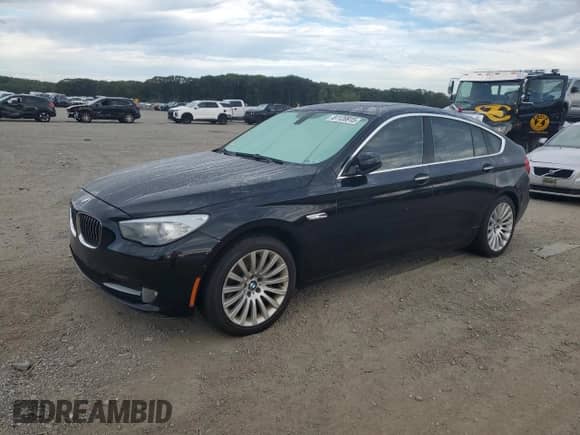 2013 BMW 5 Series 535i Gran Turismo xDrive z VIN WBASP2C54DC339949, wystawiony jako Copart lot #81126915 z przebiegiem 181 308 mil mil oraz Czysty tytuł • Clean title. Historia ofert i sprzedaży dostępna na DreamBid. Obrazek 1.