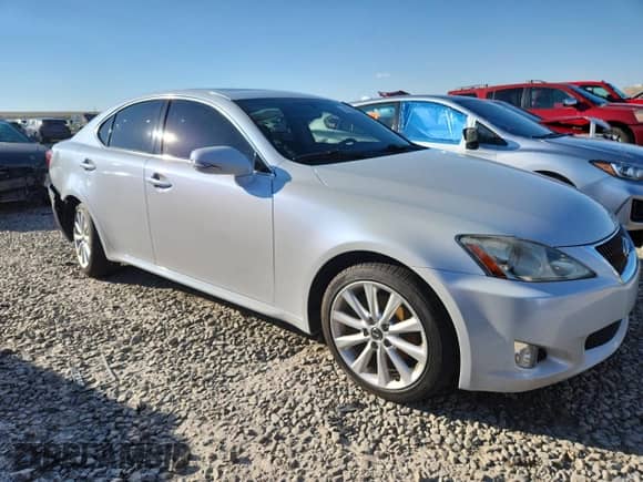 2009 Lexus IS 250 z VIN JTHCK262995028745, wystawiony jako Copart lot #85564805 z przebiegiem 152 742 mil mil oraz Szkoda całkowita • Salvage title. Historia ofert i sprzedaży dostępna na DreamBid. Obrazek 4.