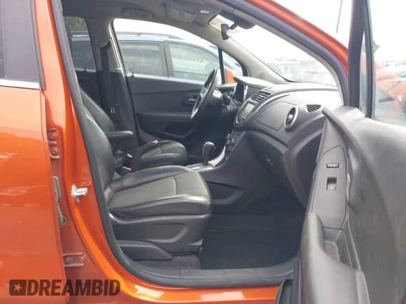 2015 Chevrolet Trax LT с VIN KL7CJRSB6FB068682, выставлен на аукционе IAAI как лот 43121568 с пробегом 74 022 миль миль и . История ставок и продаж доступна на DreamBid. Изображение 5.