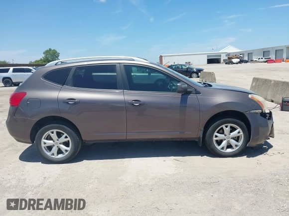 2009 Nissan Rogue SL with VIN JN8AS58T79W055537, listed as a IAAI auction lot 42803170 with Not provided miles and . Bid and sale history available at DreamBid. Image 13.