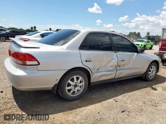 2002 Honda Accord SE z VIN JHMCG56742C026112, wystawiony jako Copart lot #69369135 z przebiegiem Nie podano mil oraz Szkoda całkowita • Salvage title. Historia ofert i sprzedaży dostępna na DreamBid. Obrazek 3.