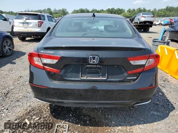 2021 Honda Accord с VIN 1HGCV3F1XMA006308, выставлен на аукционе Copart как лот 66403675 с пробегом 89 245 миль миль и Списание • Salvage title. История ставок и продаж доступна на DreamBid. Изображение 6.