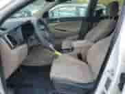 2021 Hyundai Tucson Value z VIN KM8J33A40MU315079, wystawiony jako Copart lot #80820885 z przebiegiem 57 504 mil mil oraz Szkoda całkowita • Salvage title. Historia ofert i sprzedaży dostępna na DreamBid. Obrazek 7.