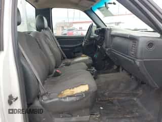 2001 Chevrolet Silverado 2500 с VIN 1GBHC24U91E320090, выставлен на аукционе IAAI как лот 41730039 с пробегом Не указан миль и . История ставок и продаж доступна на DreamBid. Изображение 5.