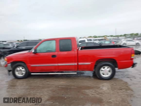 2002 GMC Sierra 1500 SLE с VIN 2GTEC19V521183775, выставлен на аукционе IAAI как лот 41952193 с пробегом 255 712 миль миль и . История ставок и продаж доступна на DreamBid. Изображение 14.