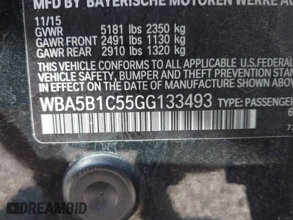 2016 BMW 5 Series 535i z VIN WBA5B1C55GG133493, wystawiony jako IAAI lot #43320525 z przebiegiem 103 470 mil mil oraz . Historia ofert i sprzedaży dostępna na DreamBid. Obrazek 9.