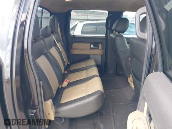 2013 Ford F-150 XL z VIN 1FTFW1CF3DKF93913, wystawiony jako IAAI lot #43389853 z przebiegiem 119 937 mil mil oraz . Historia ofert i sprzedaży dostępna na DreamBid. Obrazek 8.