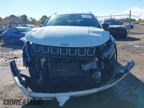 2022 Jeep Compass Latitude с VIN 3C4NJDBB3NT176785, выставлен на аукционе IAAI как лот 43361631 с пробегом 22 928 миль миль и . История ставок и продаж доступна на DreamBid. Изображение 6.