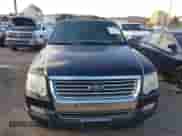 2007 Ford Explorer XLT z VIN 1FMEU73817UB67616, wystawiony jako IAAI lot #43313901 z przebiegiem 232 969 mil mil oraz . Historia ofert i sprzedaży dostępna na DreamBid. Obrazek 6.