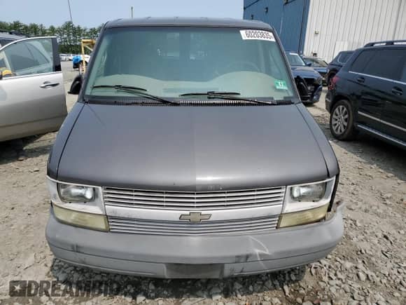 2003 Chevrolet Astro Cargo с VIN 1GCDM19X73B138381, выставлен на аукционе Copart как лот 60203835 с пробегом 119 979 миль миль и Списание • Salvage title. История ставок и продаж доступна на DreamBid. Изображение 5.