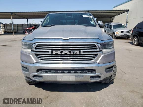 2019 Ram 1500 Laramie с VIN 1C6SRFRT8KN536528, выставлен на аукционе Copart как лот 68197045 с пробегом 98 856 миль миль и Списание • Salvage title. История ставок и продаж доступна на DreamBid. Изображение 5.