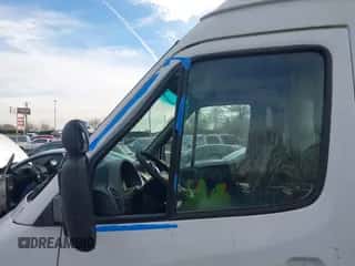 2005 Dodge Sprinter with VIN WD0PD744855837203, listed as a IAAI auction lot 41418260 with 231,800 mi miles and . Bid and sale history available at DreamBid. Image 6.